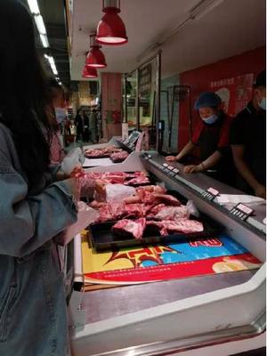 规范“带肉扇骨”等产品的定义 明确“冷却肉”生产全过程要求 多项新规来袭 助力肉类产品健康发展